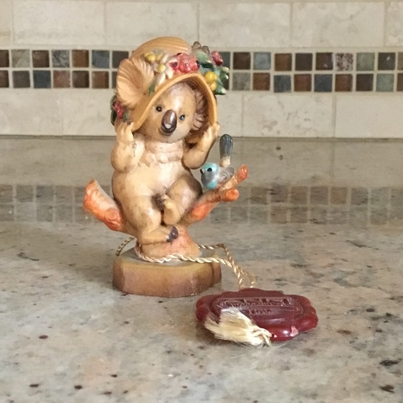 Vintage ANRI Sarah Kay Wooden 3” Koala Bear With Hat Figurine Made in Italy - Picture 2 of 13